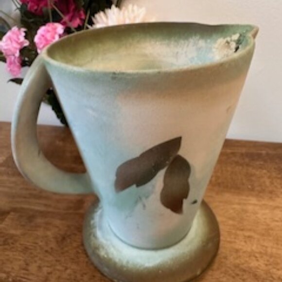 Vintage Hand Painted Pottery Pitcher England Lily of the Valley Green Brown 1950 - Picture 6 of 8